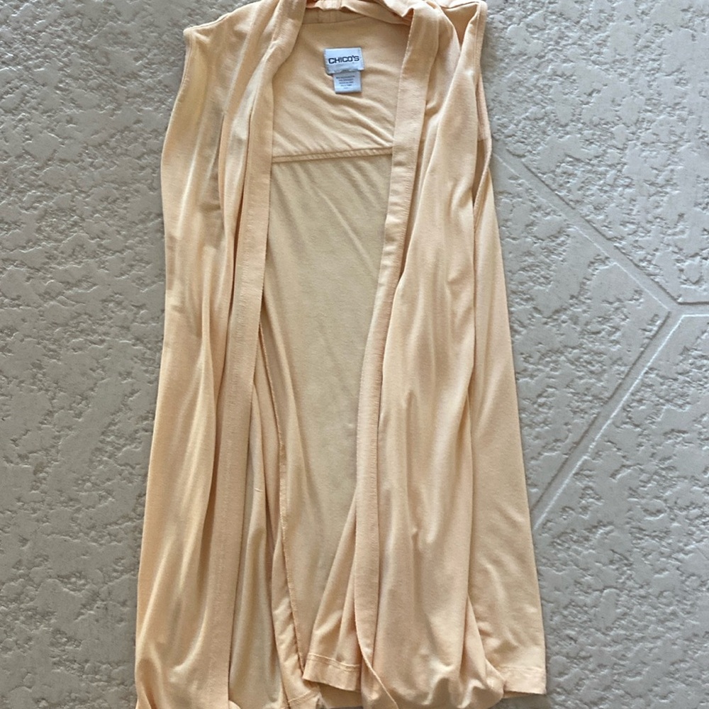 Chico’s Yellow Vest Size 1 =size 6